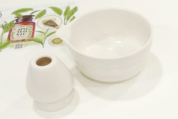 Bol Matcha y Soporte Chasen color blanco